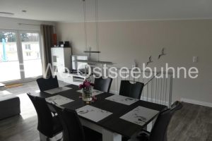 Ferienwohnung Ostseebuhne Ostseeheilbad Graal Müritz Esstisch